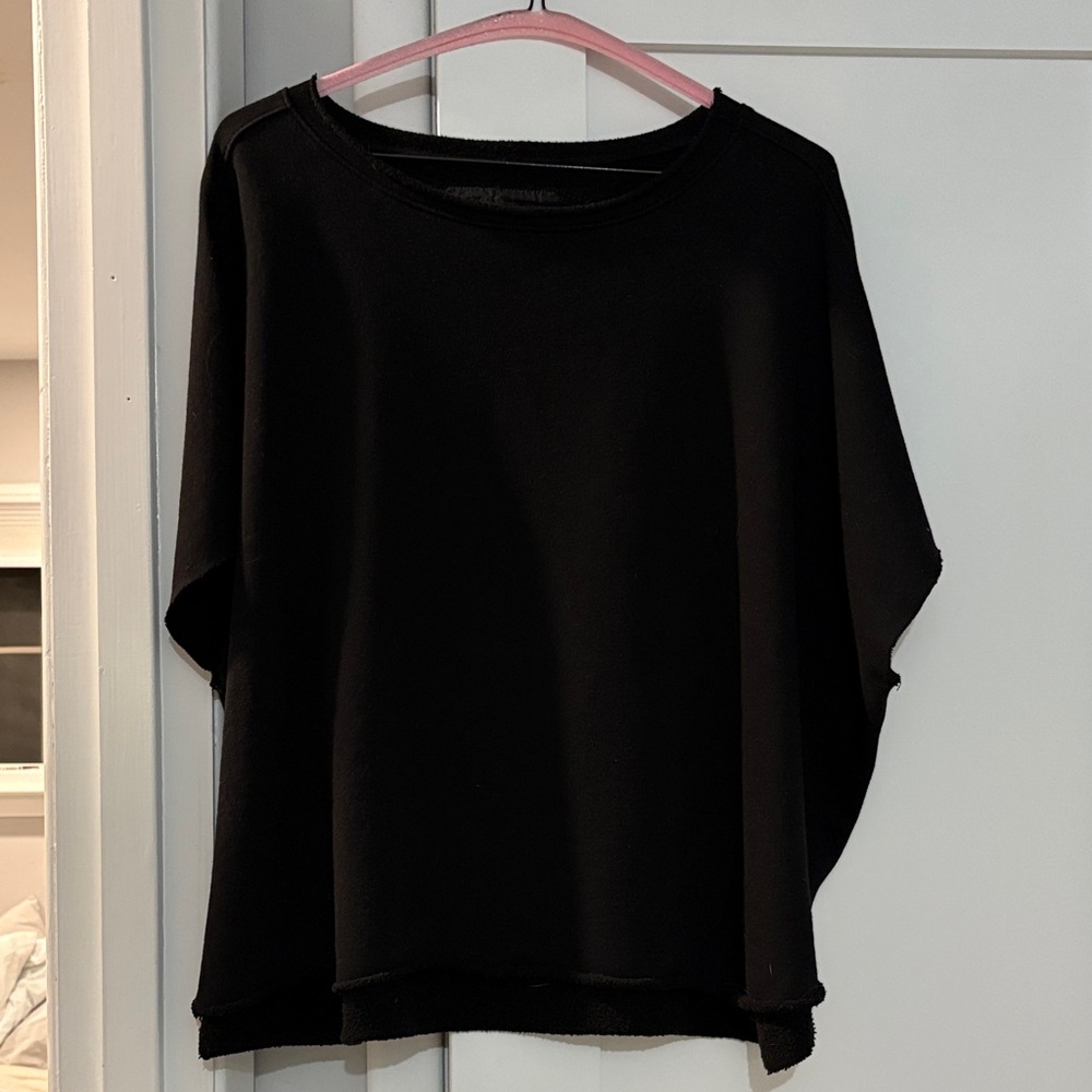 Frank & Eileen caplet Black Boxy Crewneck Short-Sleeve Sweatshirt